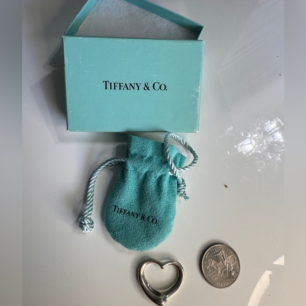 Tiffany&co Elsa Paretti Open heart Pendant Silver .925
